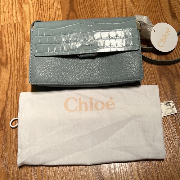 CHLOÉ
Faded Blue Small Faye Day Bag - Picture 2 of 10